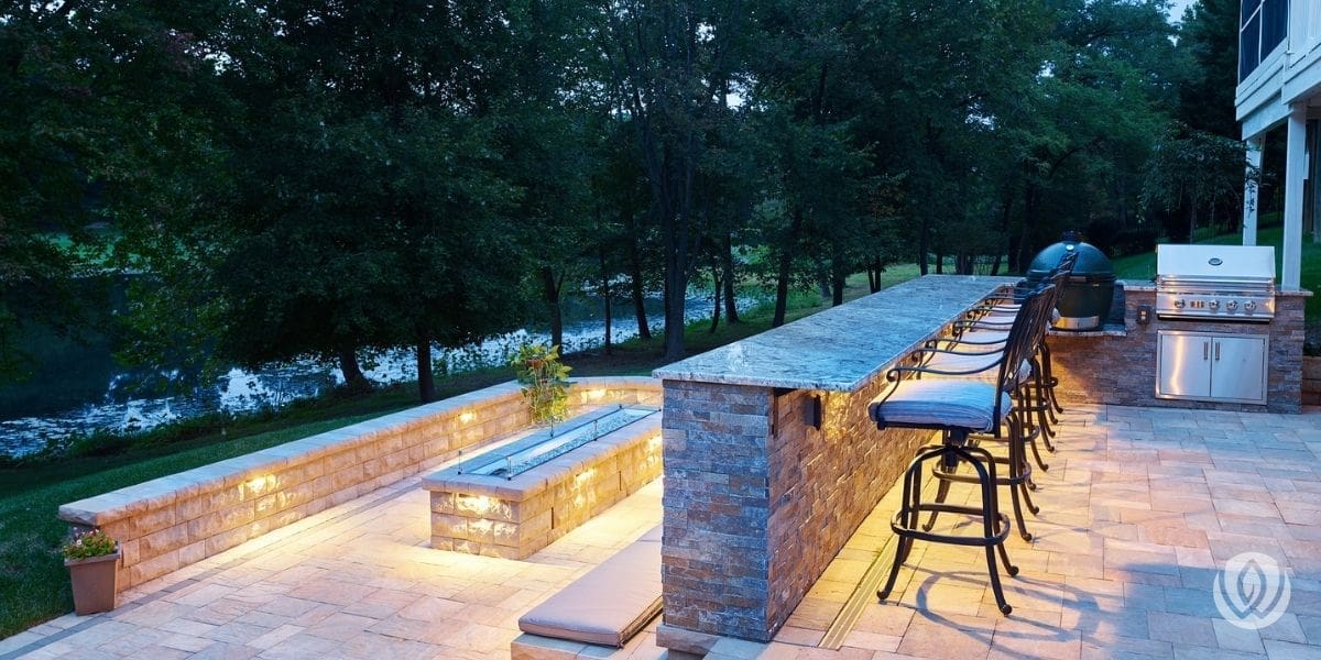 modern backyard outdoor kitchen grill station